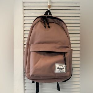 NWT Herschel Classic XL Backpack in pink